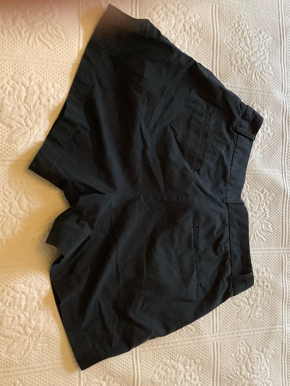 GAP Black High-Rise Pleated Women's Shorts - Picture 9 of 12